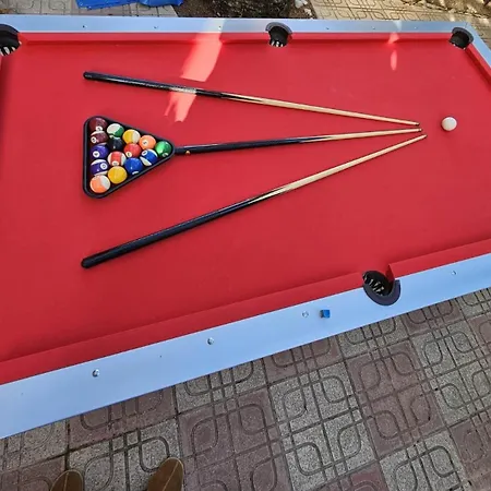 Casa Veintiuno En Кальпе