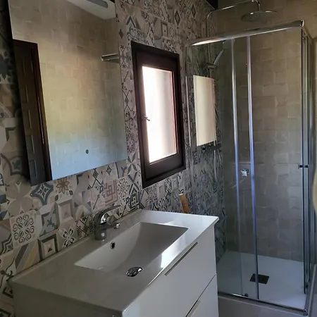 Casa Veintiuno En Кальпе