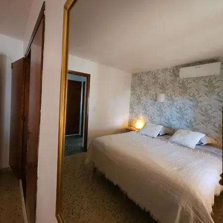 Casa Veintiuno En Апартаменты Кальпе